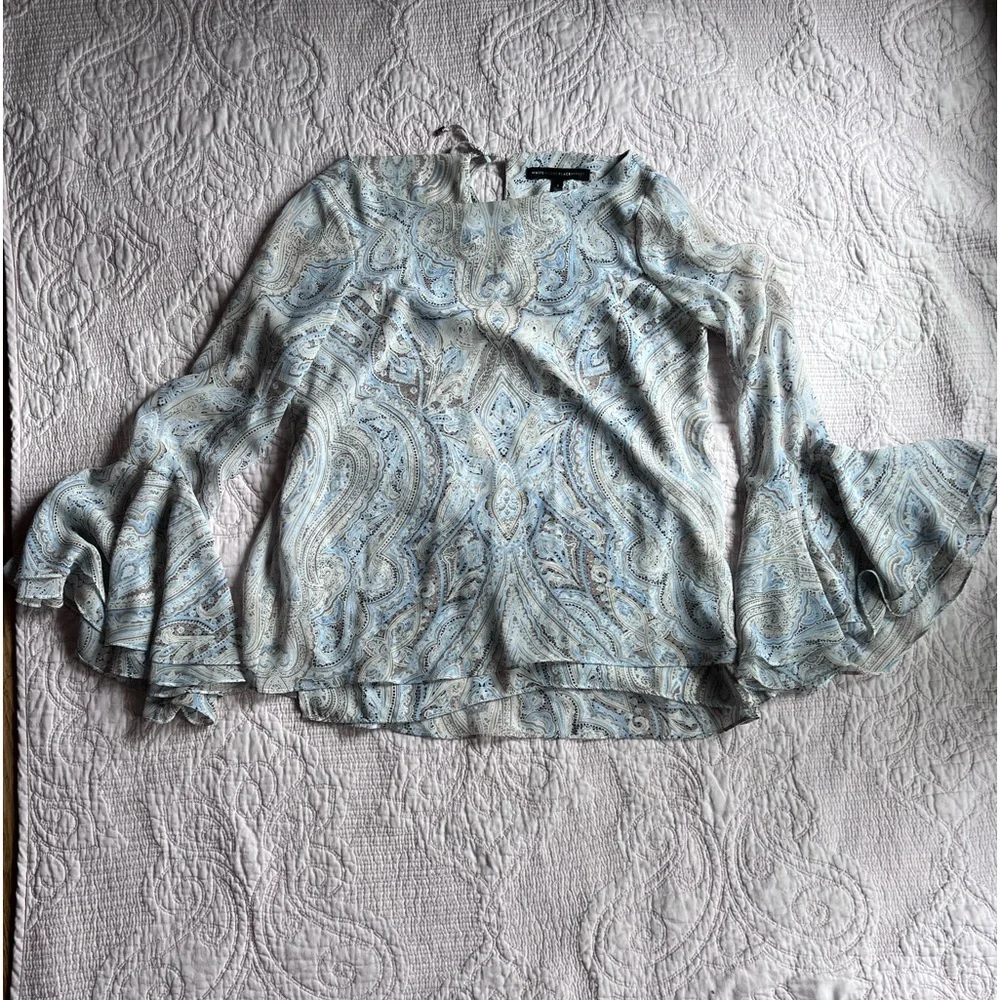 EUC WHITE HOUSE BLACK MARKET PAISLY BELL SLEEVE BLOUSE Size 2 Small - Picture 6 of 7